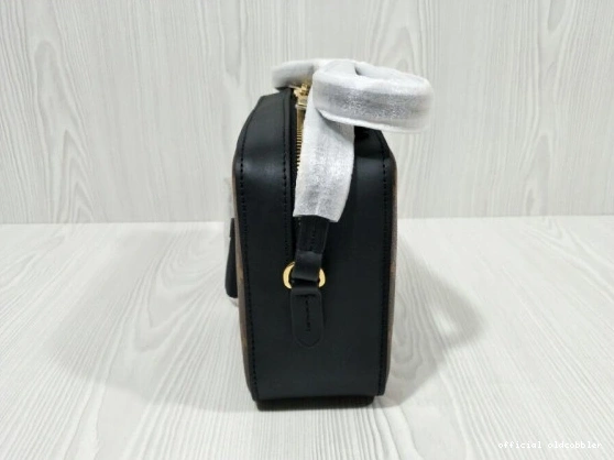Official oldcobbler LOUIS VUITTON SAINTONGE 0814